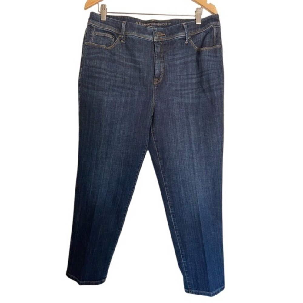 Chico's So Slimming Girlfriend Crop Jeans Dark Wash Size 2.5 XL 14/16 Stretch